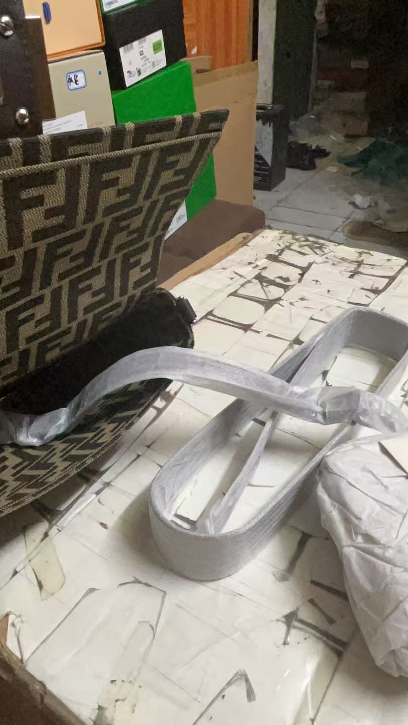 Fendi Handbags AAA(Women)-015