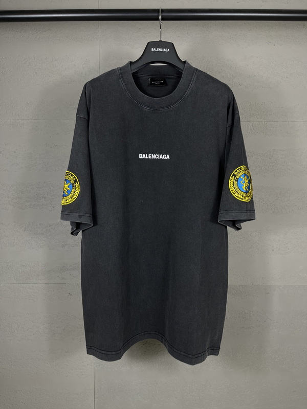 Balenciaga T-shirts-1011