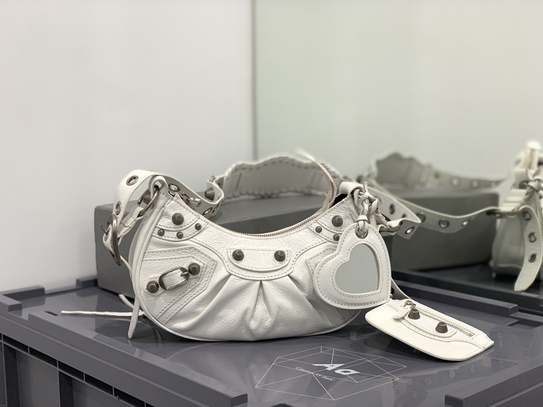 Balenciaga Handbags AAAA(Women)-014