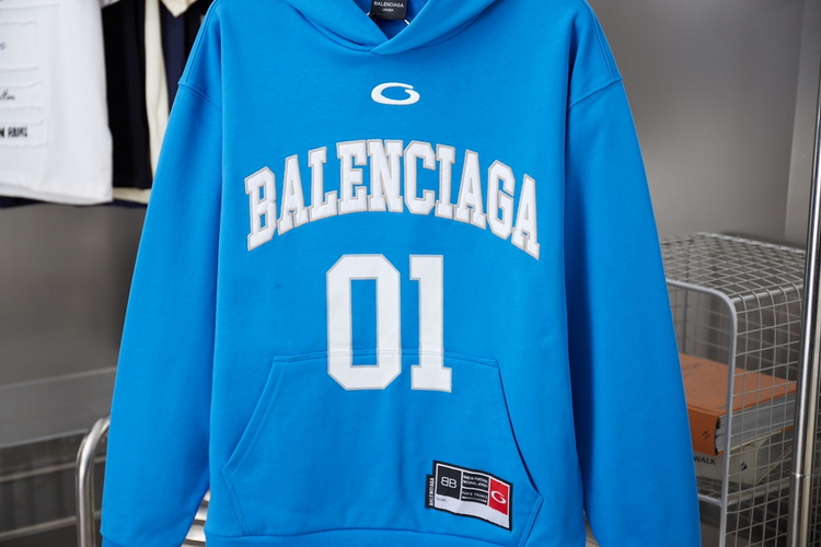 Balenciaga Hoody-082