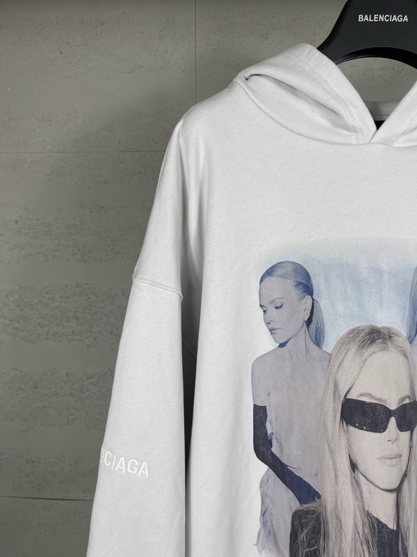 Balenciaga Hoody-116