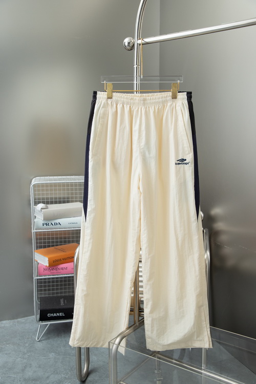 Balenciaga Pants-079