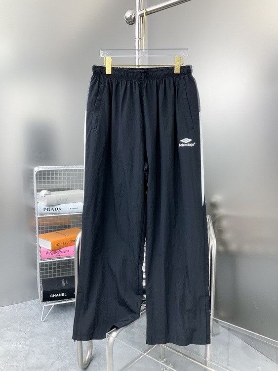 Balenciaga Pants-082