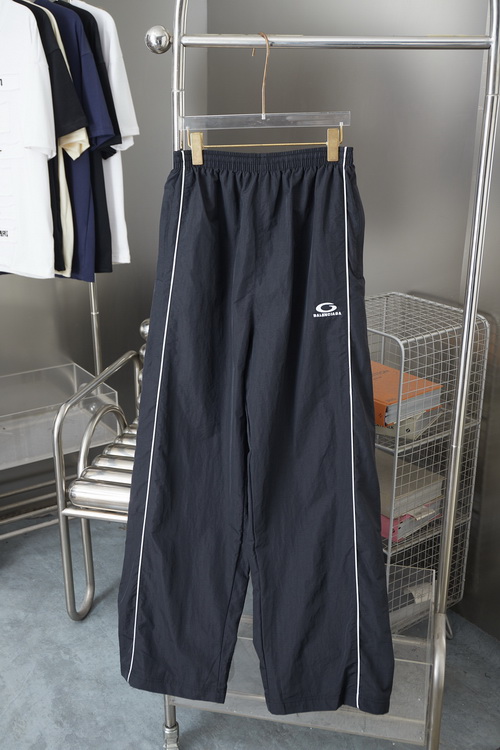 Balenciaga Pants-093
