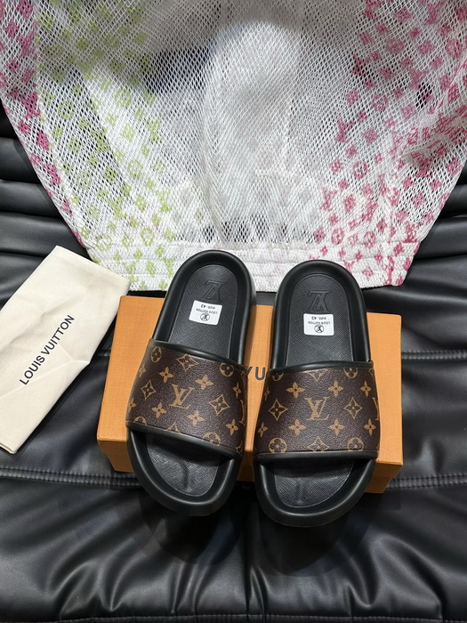 LV Slippers(AAA)-090
