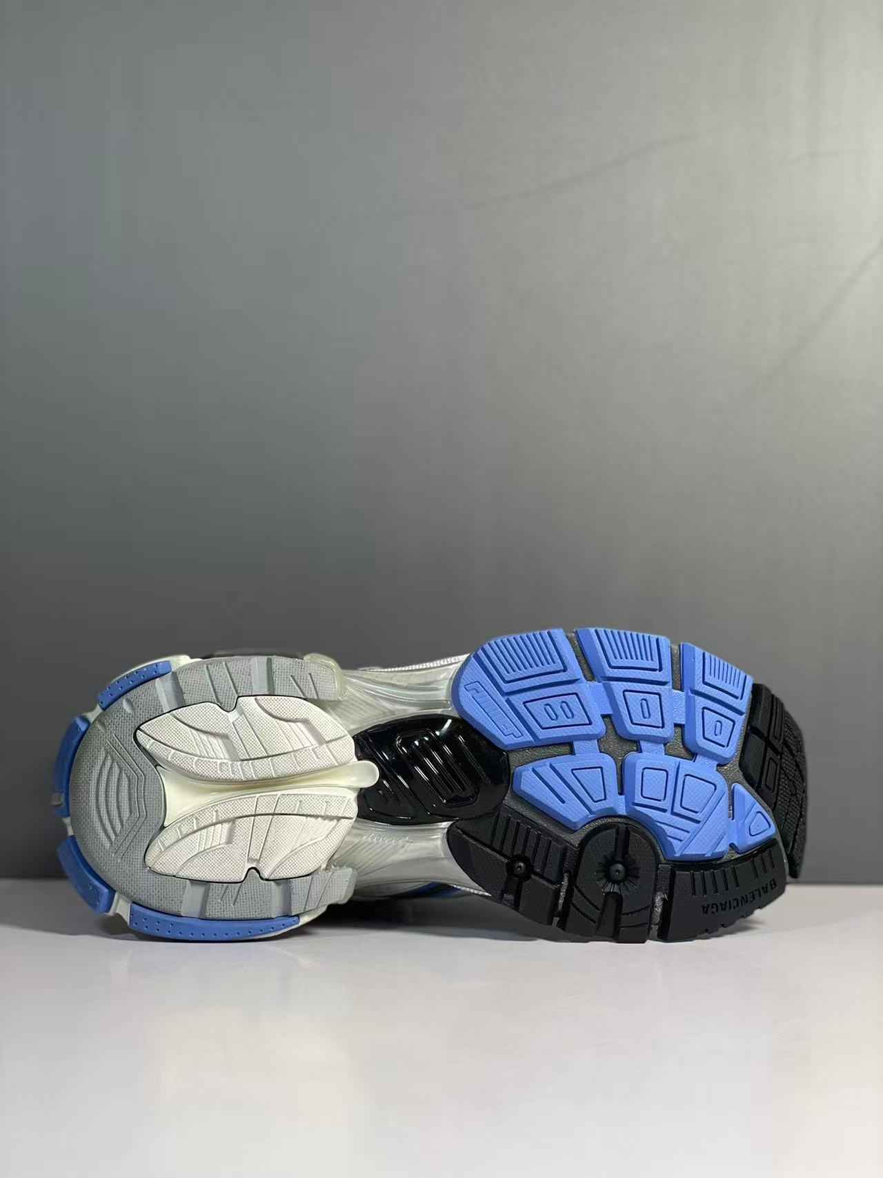 Balenciaga Shoes(AAA)-379