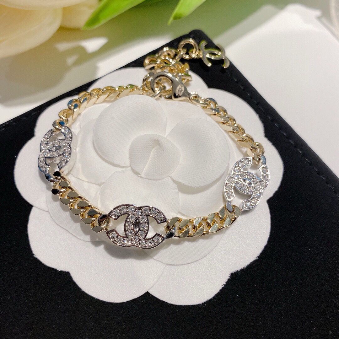 Chanel Bracelet-001