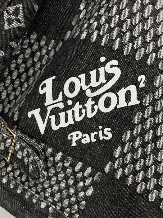 LV Jacket-066