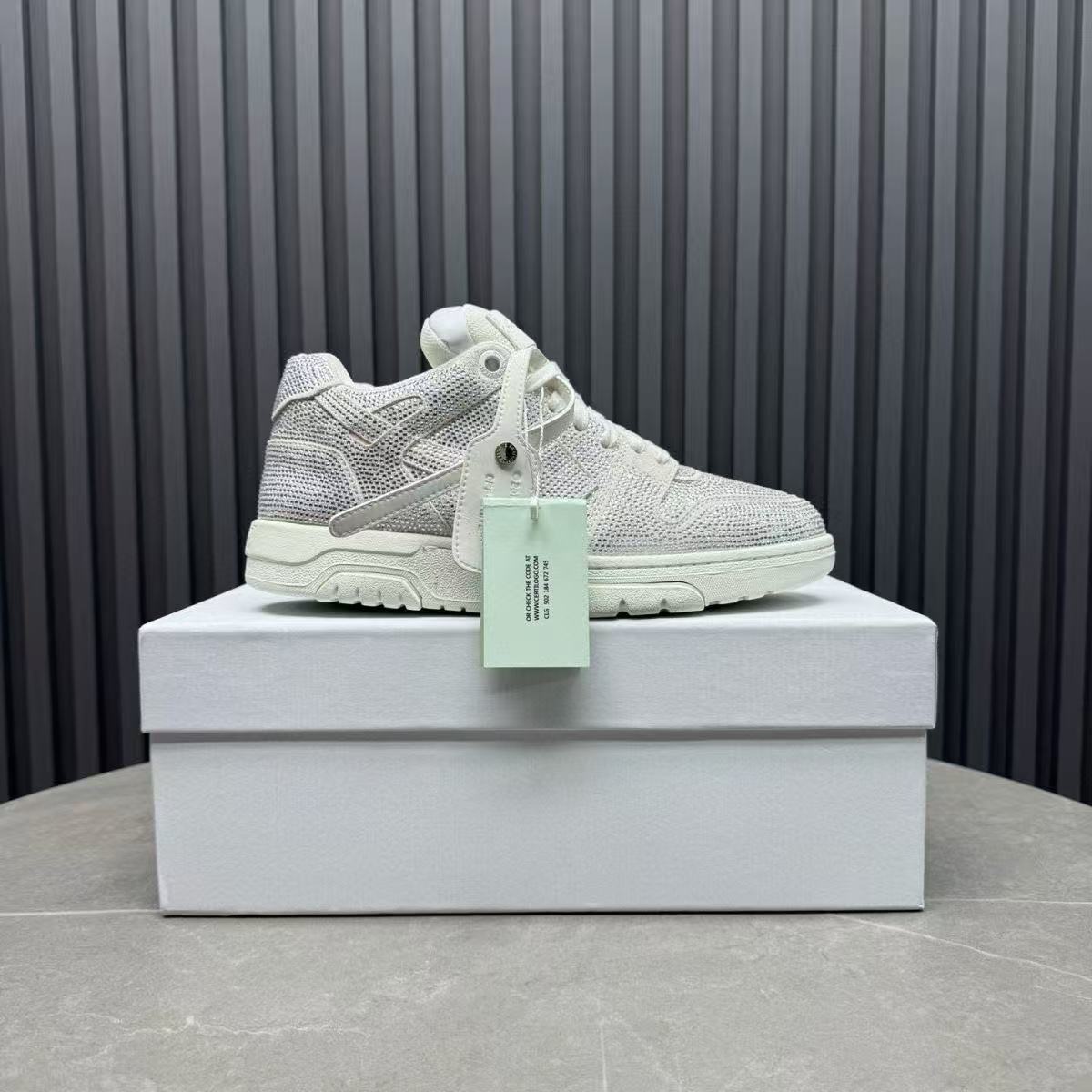 Off White Shoes(AAA)-147