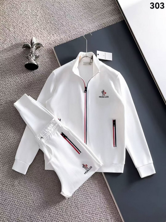 Moncler Suits-010