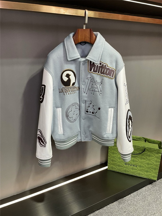LV Jacket-092