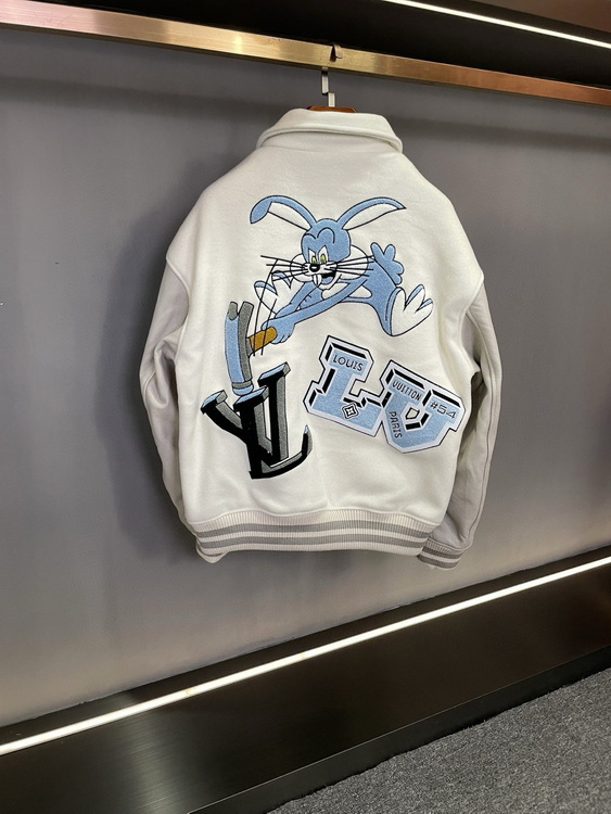 LV Jacket-088