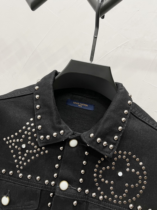 LV Jacket-129