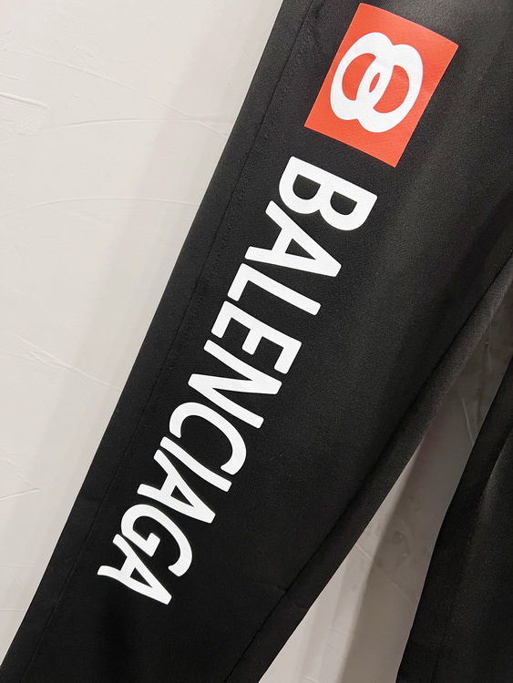 Balenciaga Pants-117