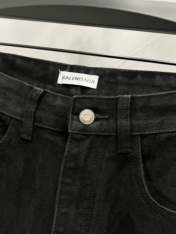 Balenciaga Jeans-004