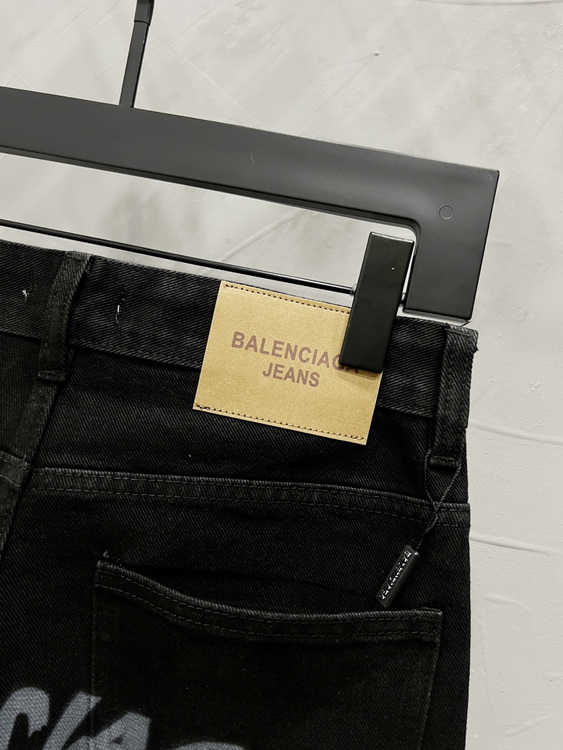 Balenciaga Jeans-004