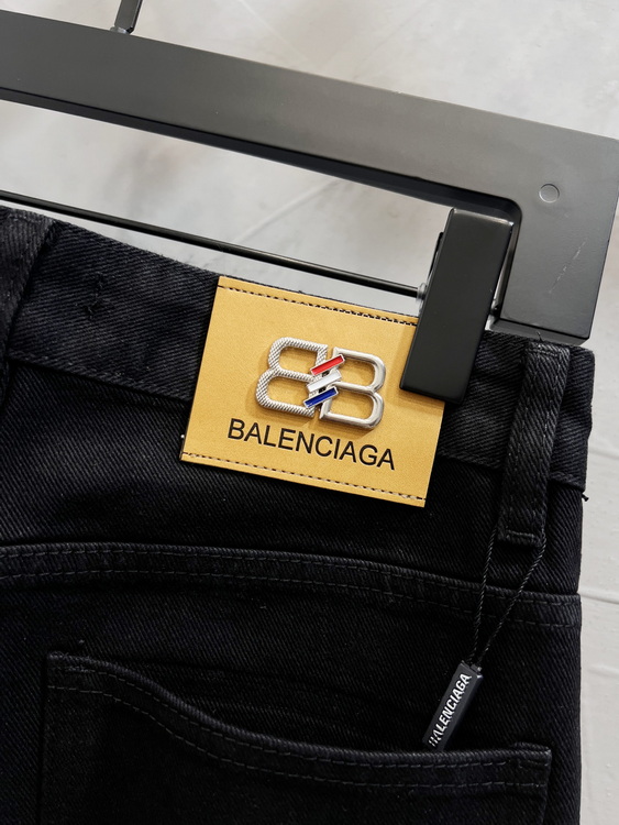 Balenciaga Jeans-012