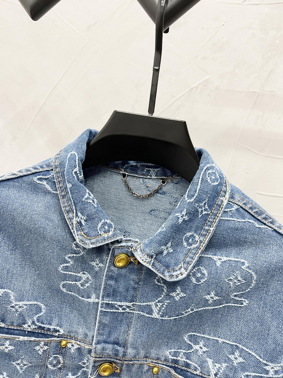 LV Jacket-128