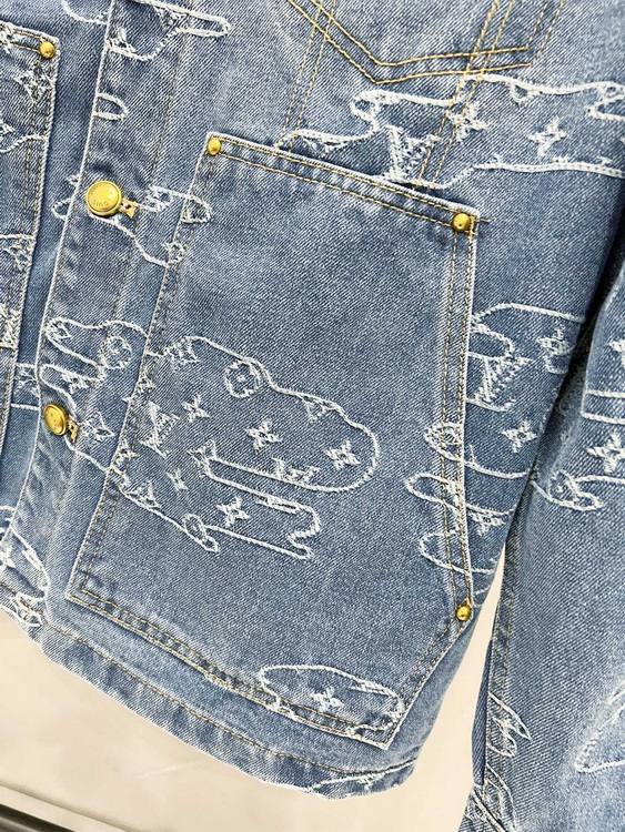 LV Jacket-128