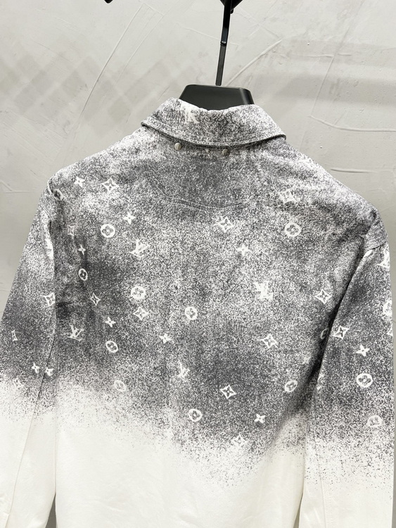LV Jacket-135