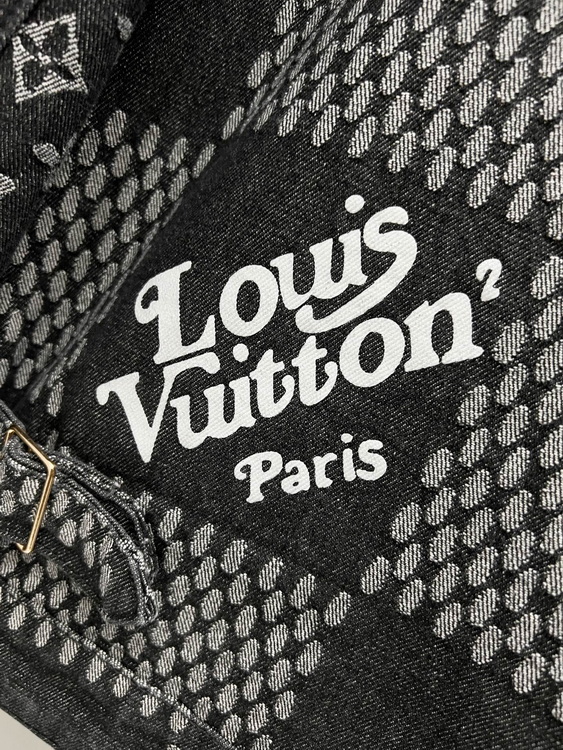LV Jacket-138