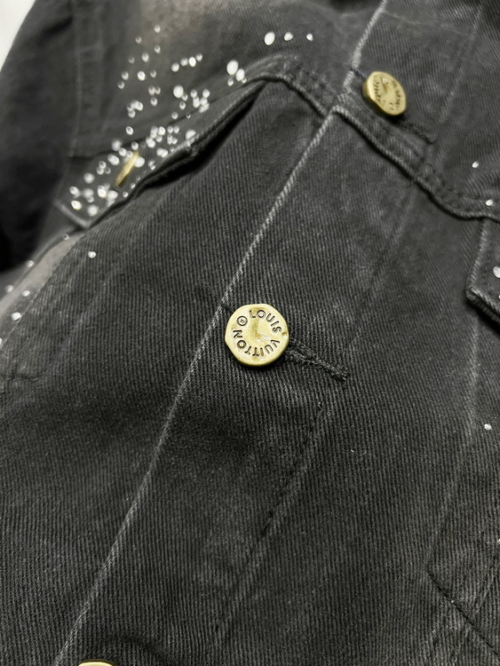 LV Jacket-139