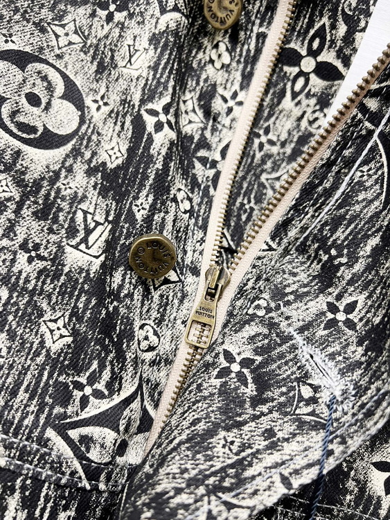 LV Jacket-143