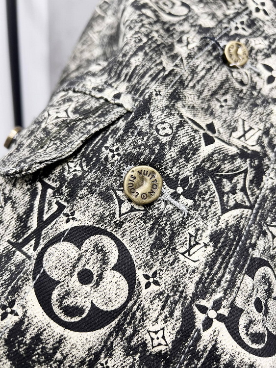 LV Jacket-143