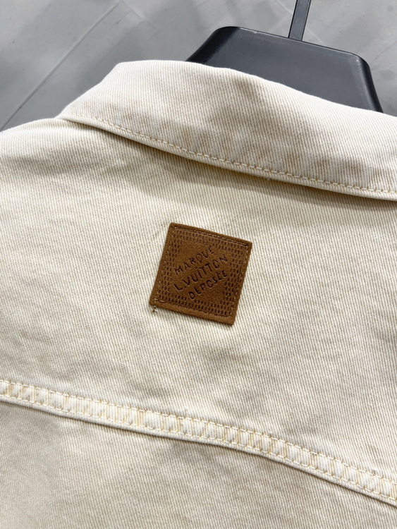 LV Jacket-144