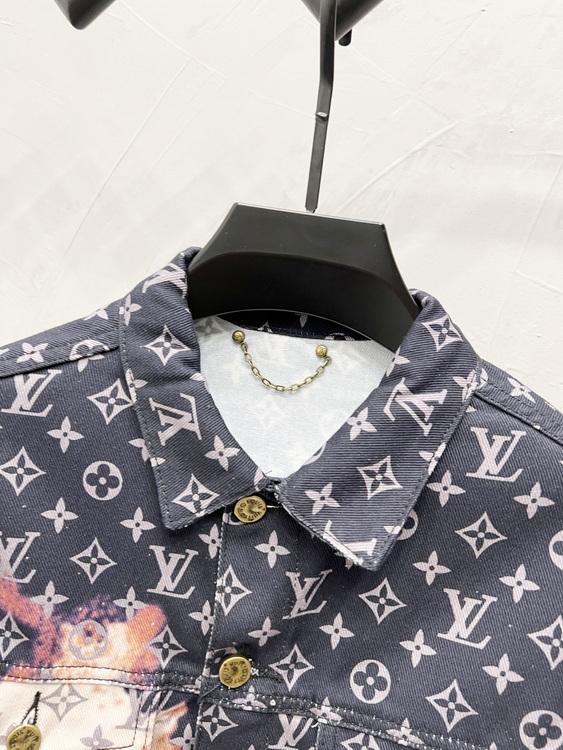 LV Jacket-149