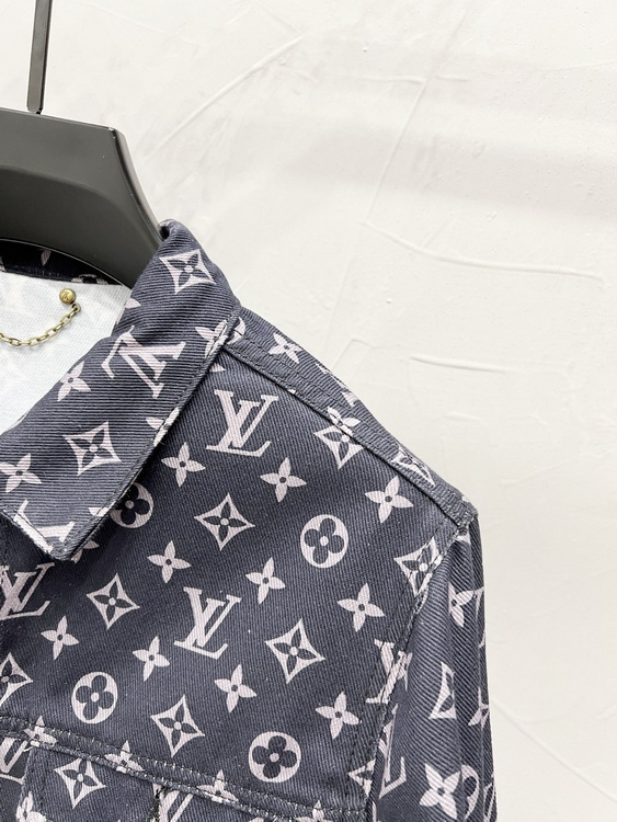 LV Jacket-149