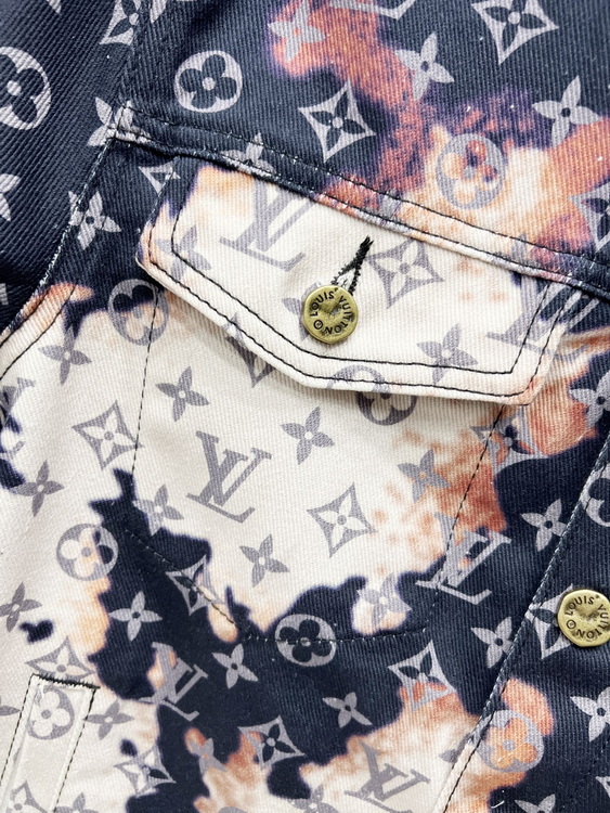LV Jacket-149