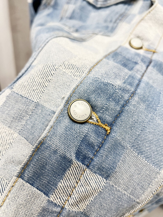 LV Jacket-151