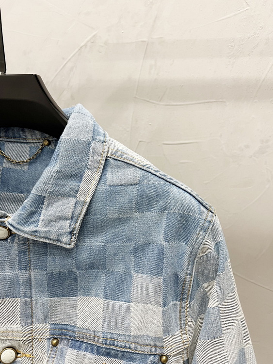 LV Jacket-151