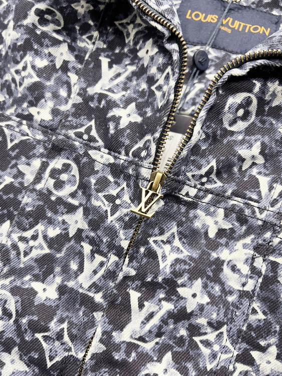 LV Jacket-156