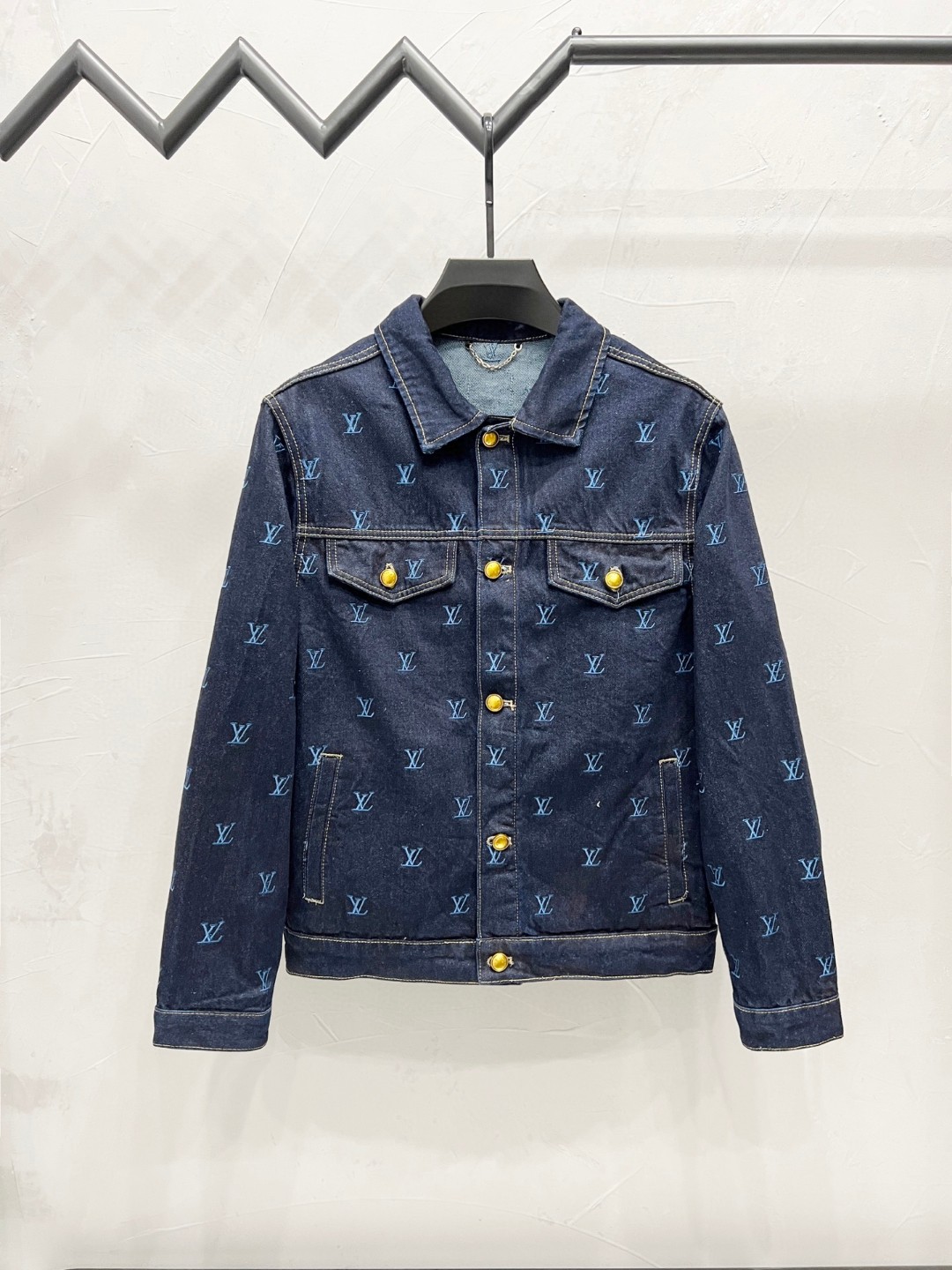 LV Jacket-162