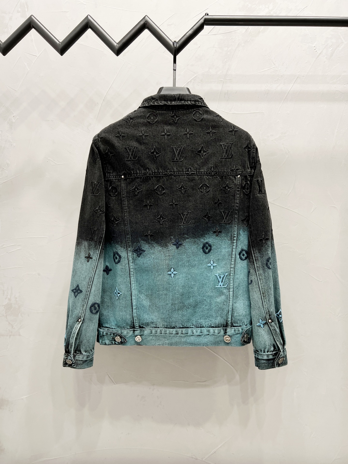 LV Jacket-165