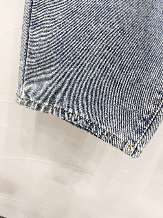 LV Jeans-099