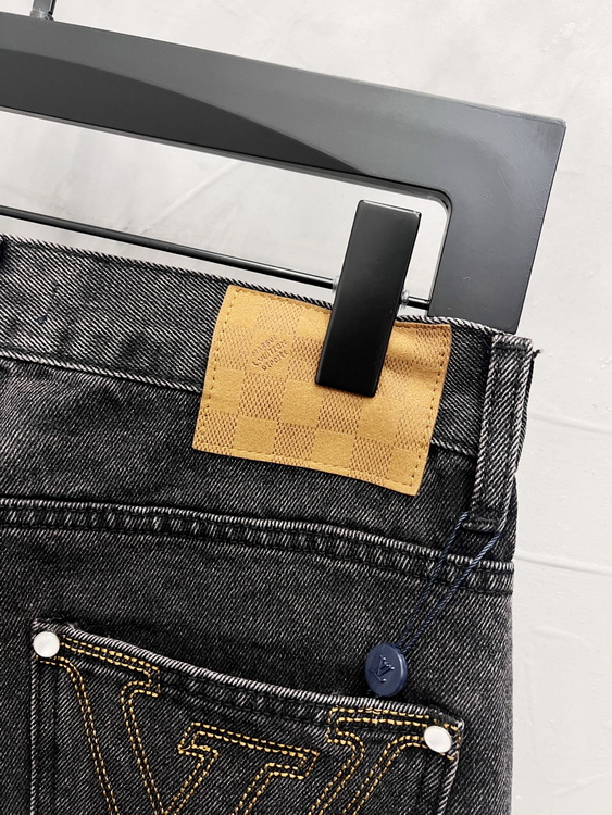 LV Jeans-100