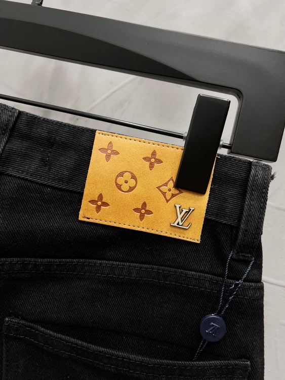 LV Jeans-108