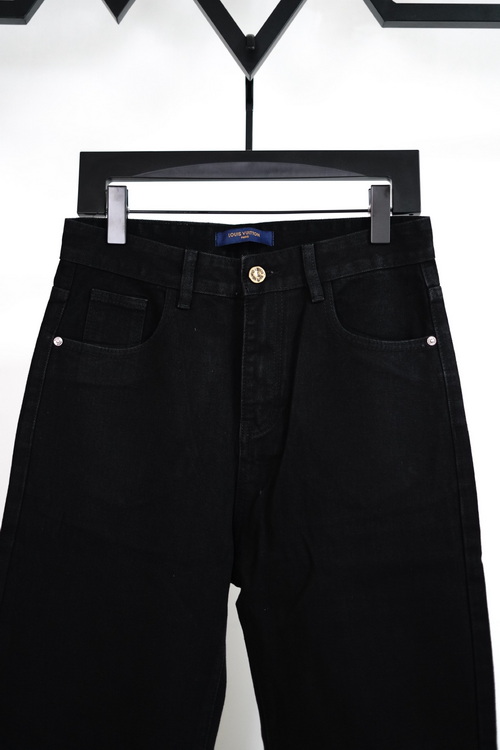 LV Jeans-134